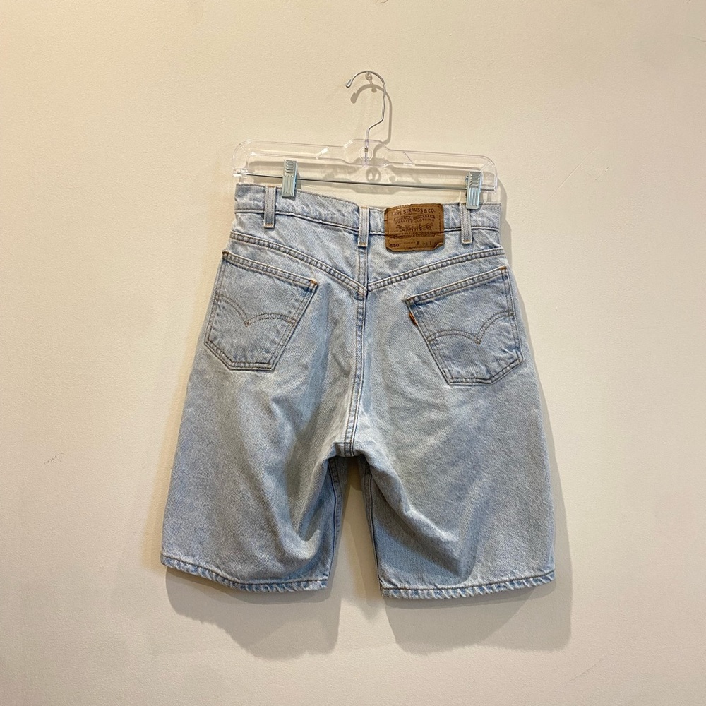 Light Blue Levi 550 Shorts